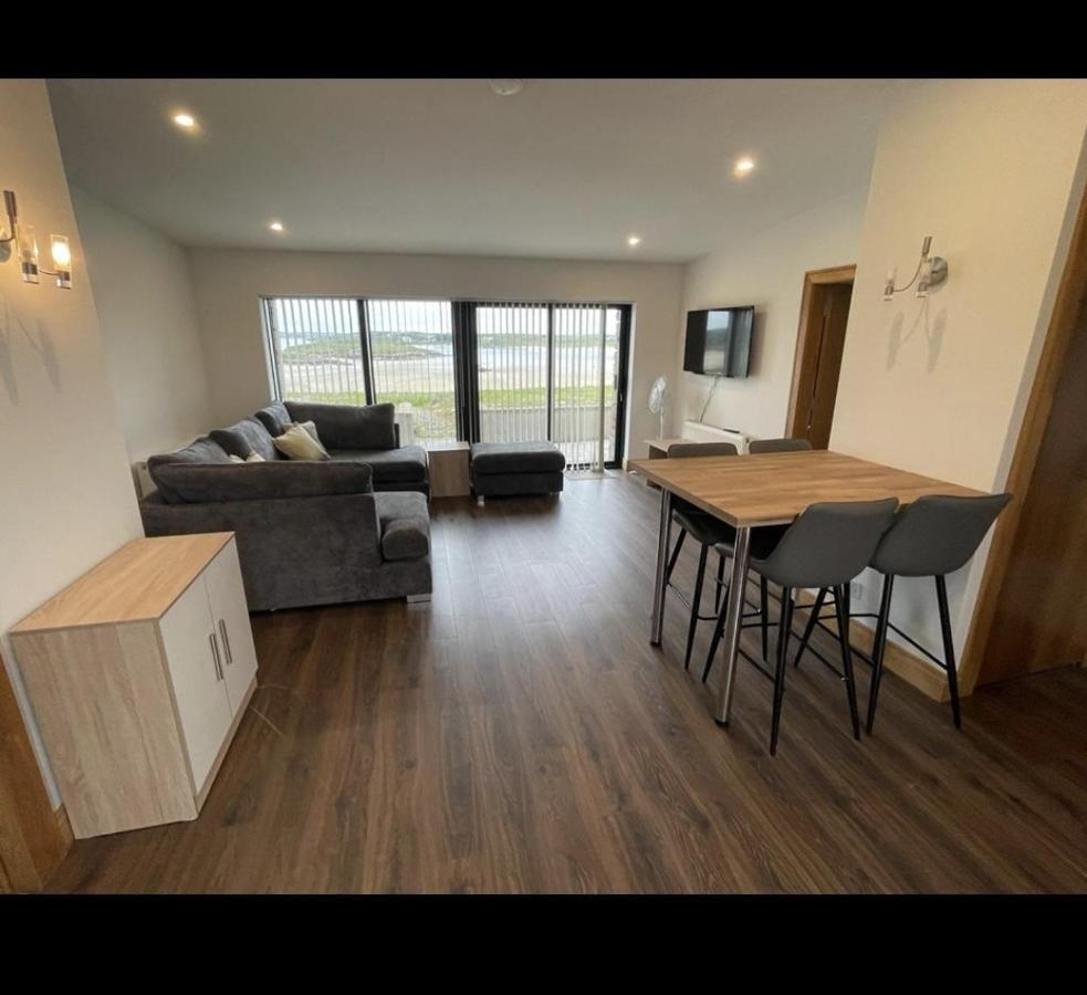 Ostan Gweedore Deluxe Apartments Bunbeg Exterior foto